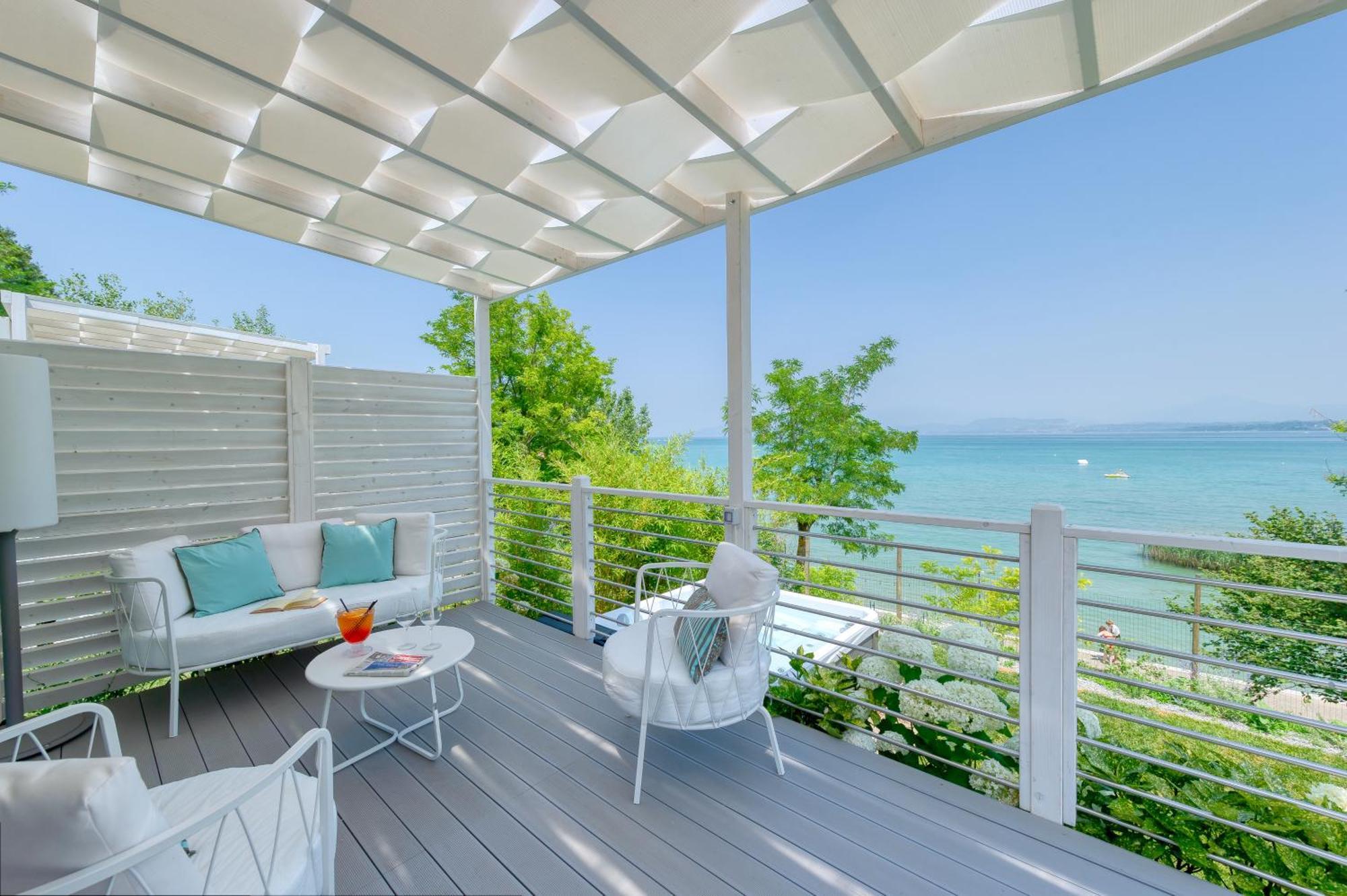 San Benedetto Camping Relais Пескиера дел Гарда Екстериор снимка