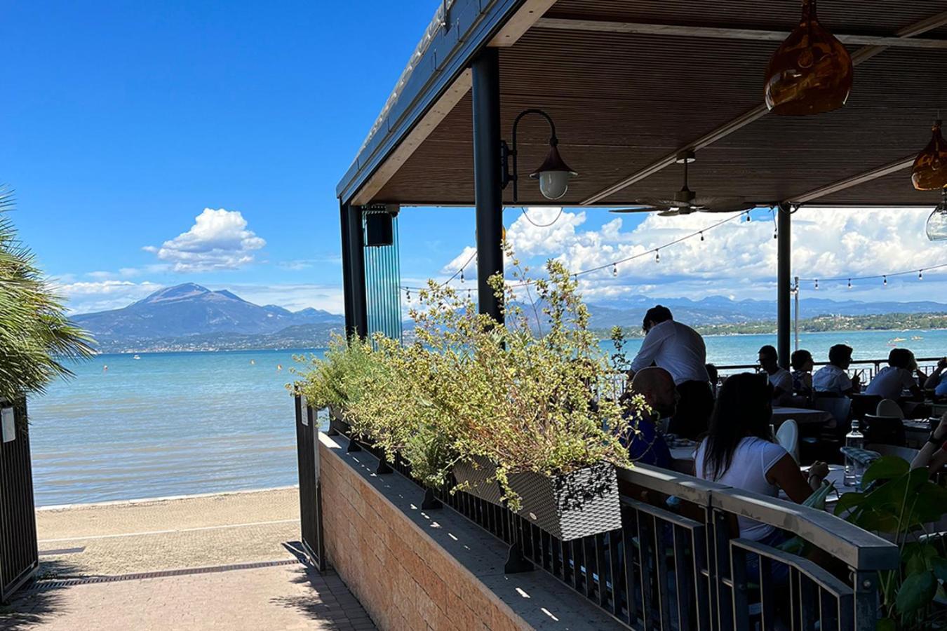 San Benedetto Camping Relais Пескиера дел Гарда Екстериор снимка