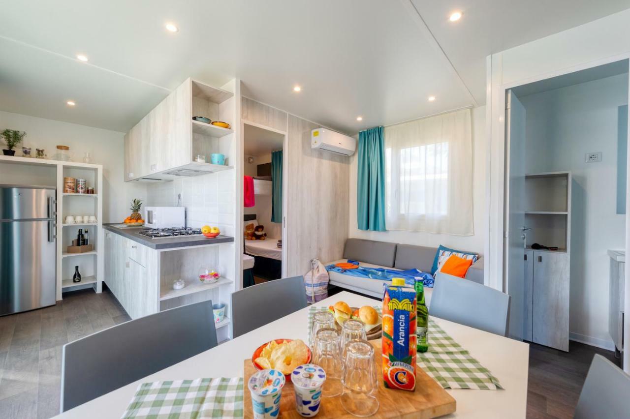 San Benedetto Camping Relais Пескиера дел Гарда Екстериор снимка
